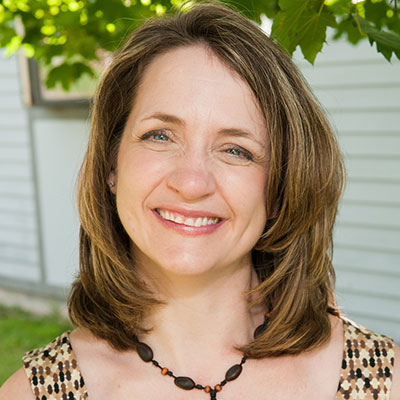 Kathy O’Connell Headshot