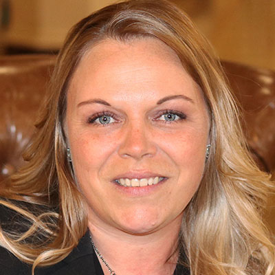 Melissa Oliver Headshot